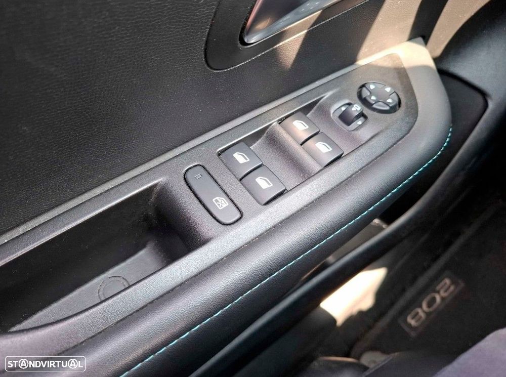 Peugeot 208 1.2 PureTech Allure - 9