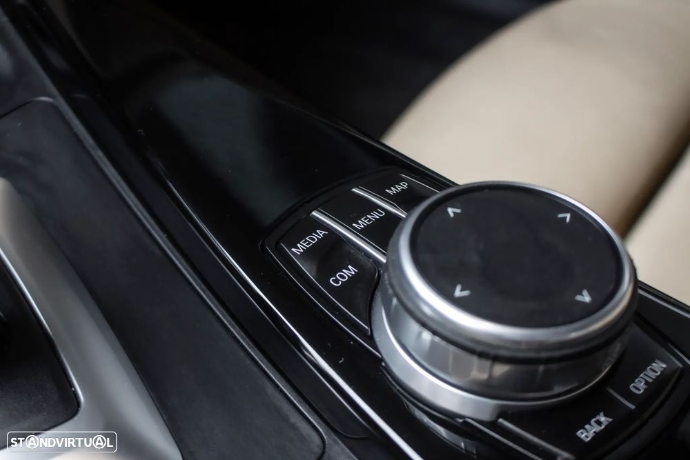BMW 418 Gran Coupé d Aut. Sport Line - 23