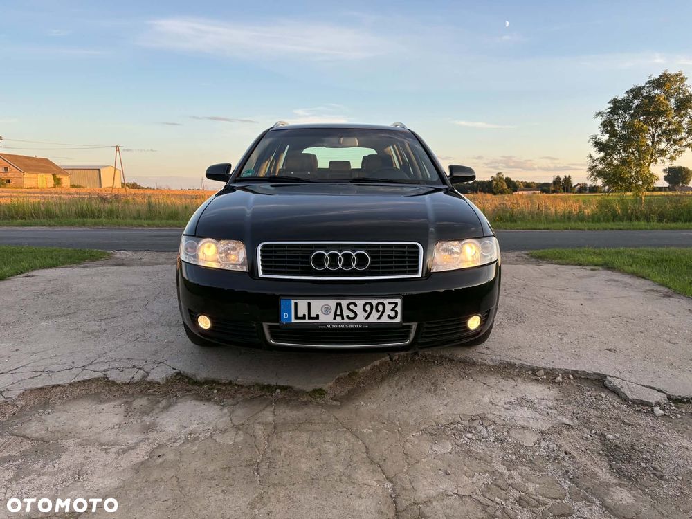 Audi A4 Avant - 13