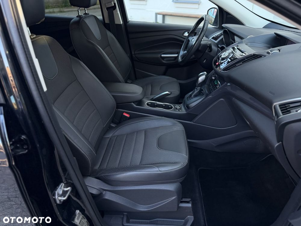Ford Kuga 2.0 TDCi 4x4 Titanium - 30