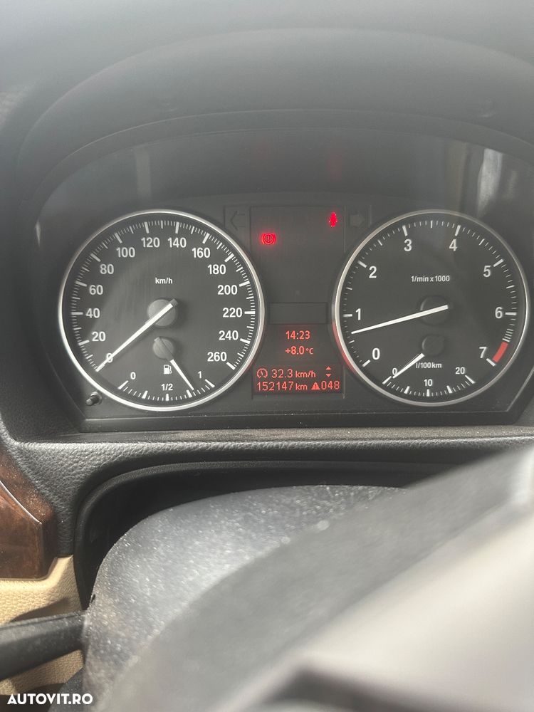 BMW Seria 3 318i - 18