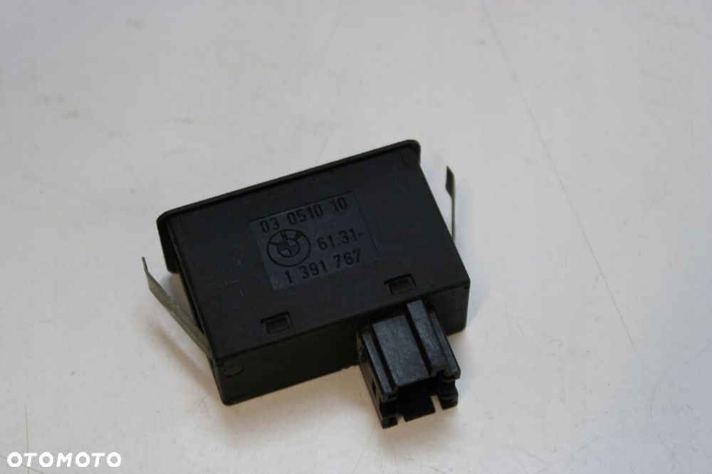 BMW E34 PRZEŁĄCZNIK KLIMATYZACJI OGRZEWANIA SZYBY 1391767 - 3