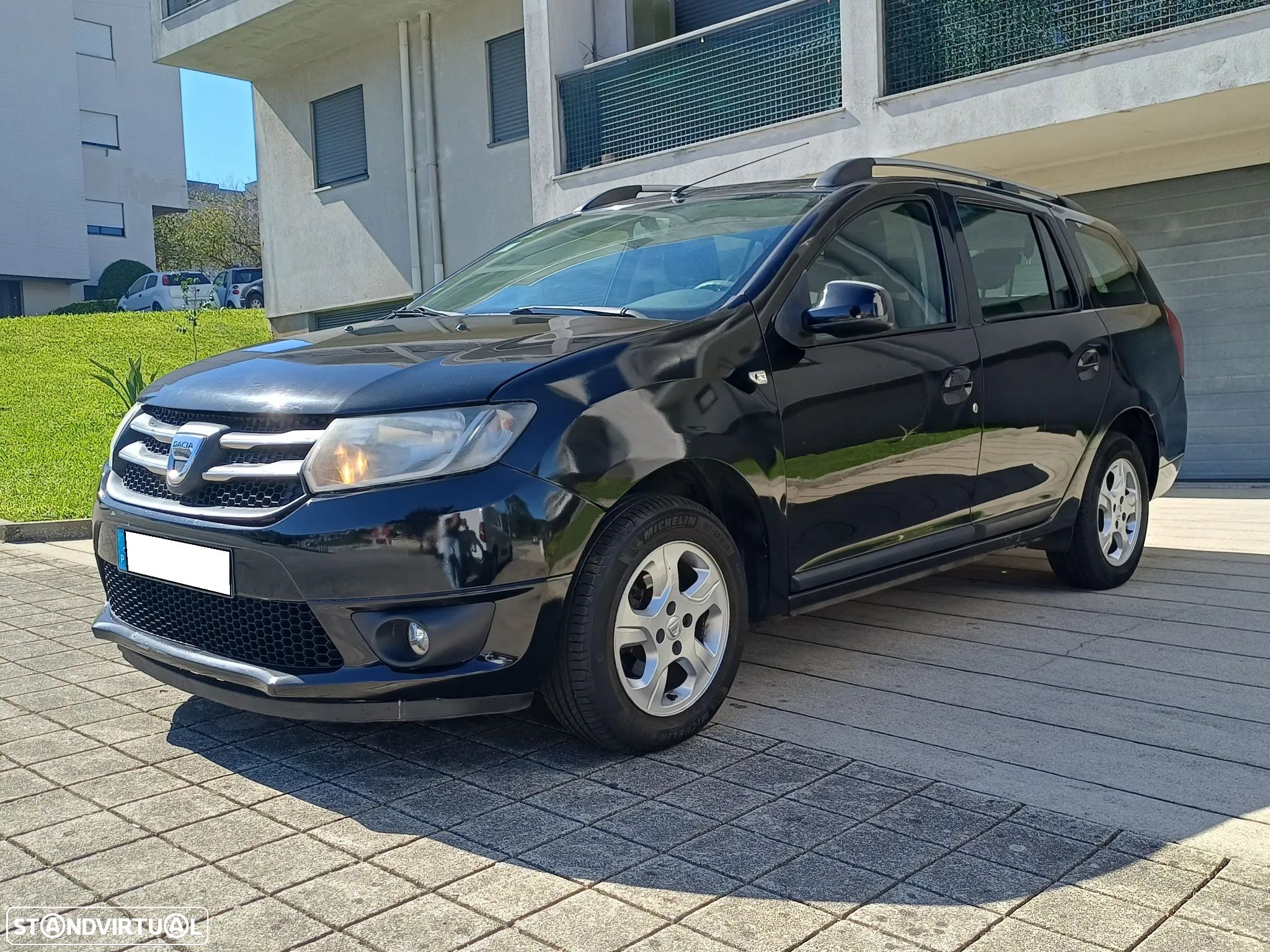 Dacia Logan MCV 1.2 16V Confort Bi-Fuel - 1