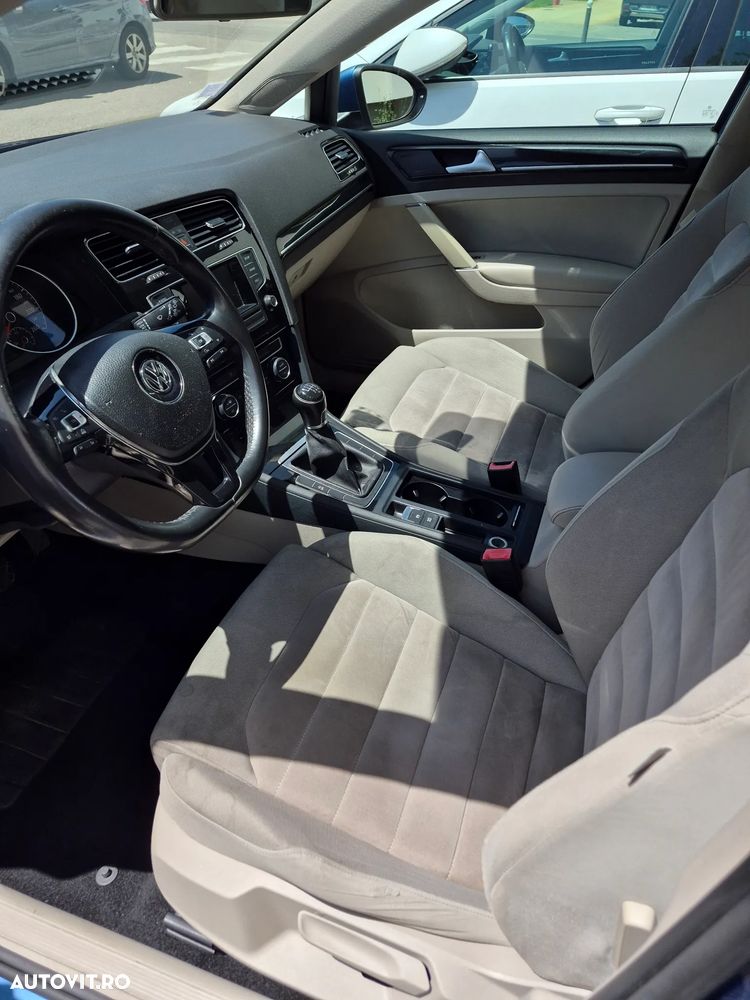 Volkswagen Golf - 7