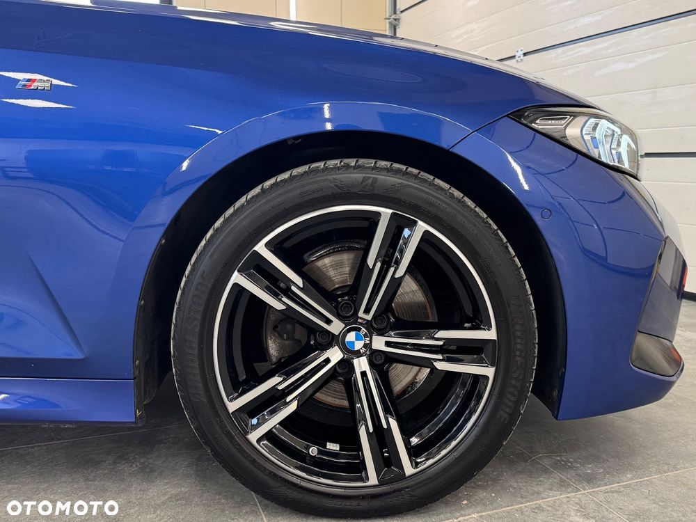 BMW Seria 3 320d xDrive M Sport sport - 12