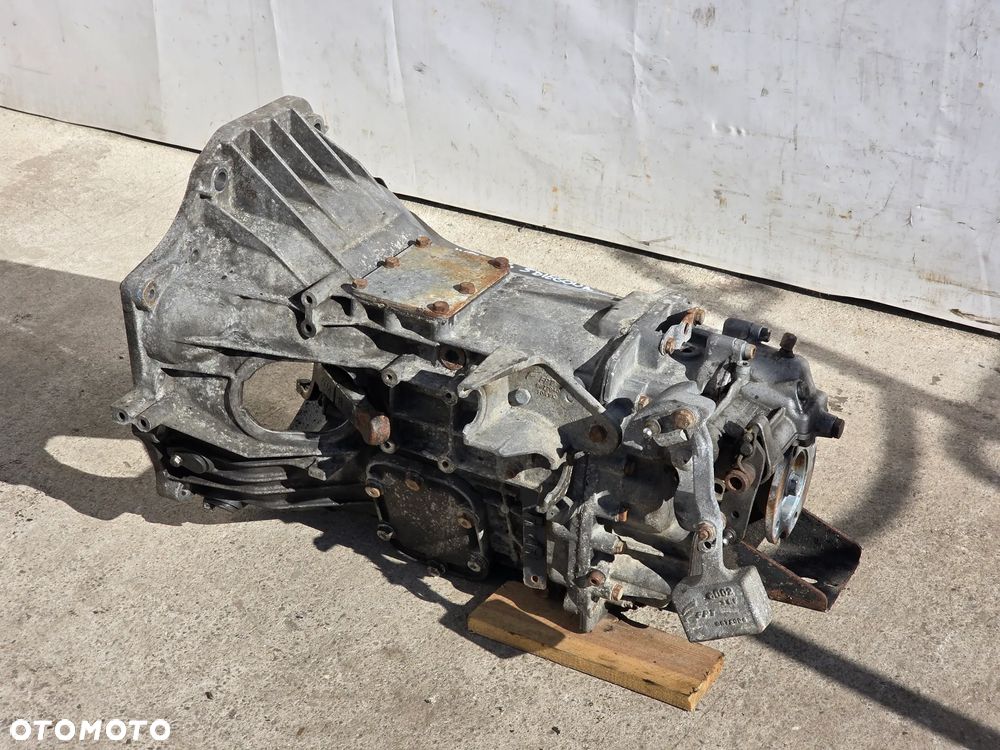 IVECO DAILY 4 IV 06-14 SKRZYNIA BIEGÓW 2.3 HPI 5-BIEGOW 2830.5 7G - 2