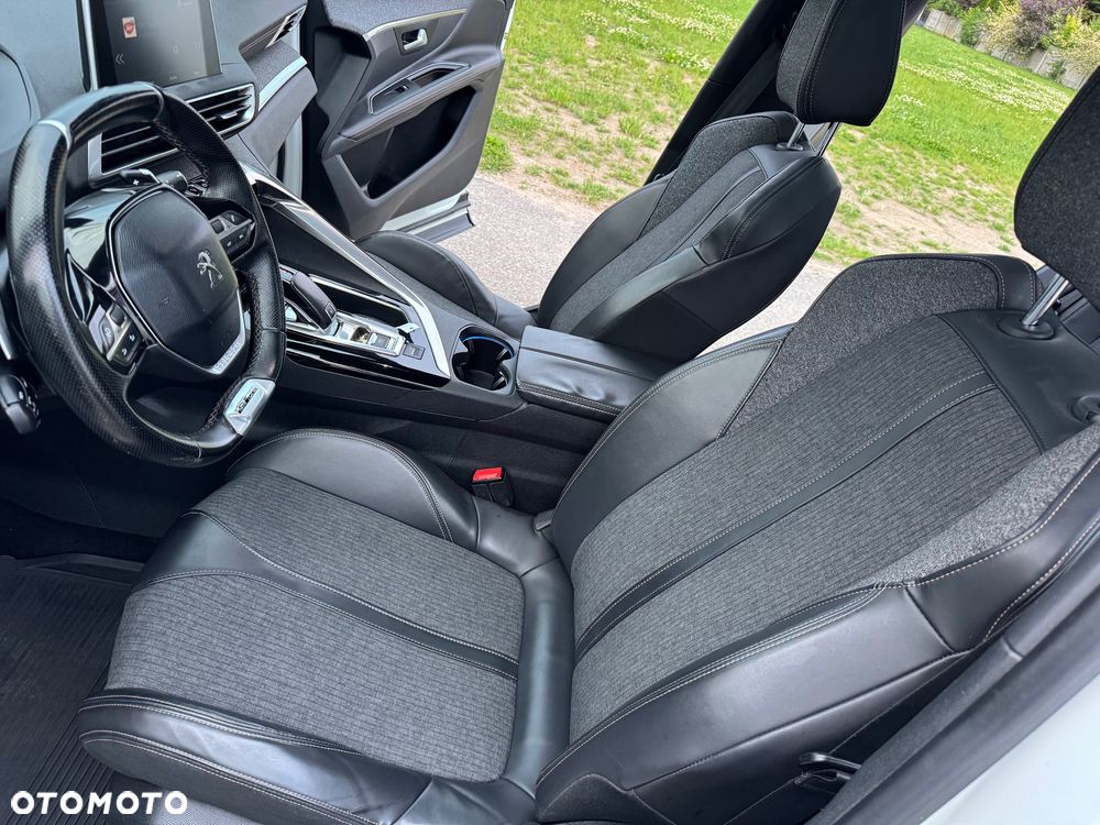 Peugeot 3008 - 8