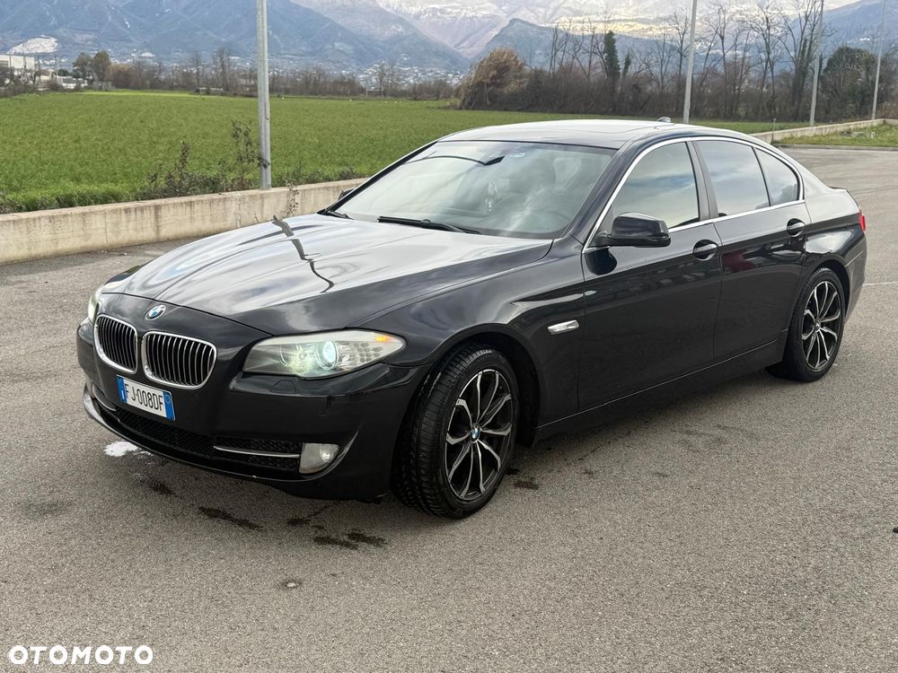 BMW Seria 5 520d Luxury Line - 1