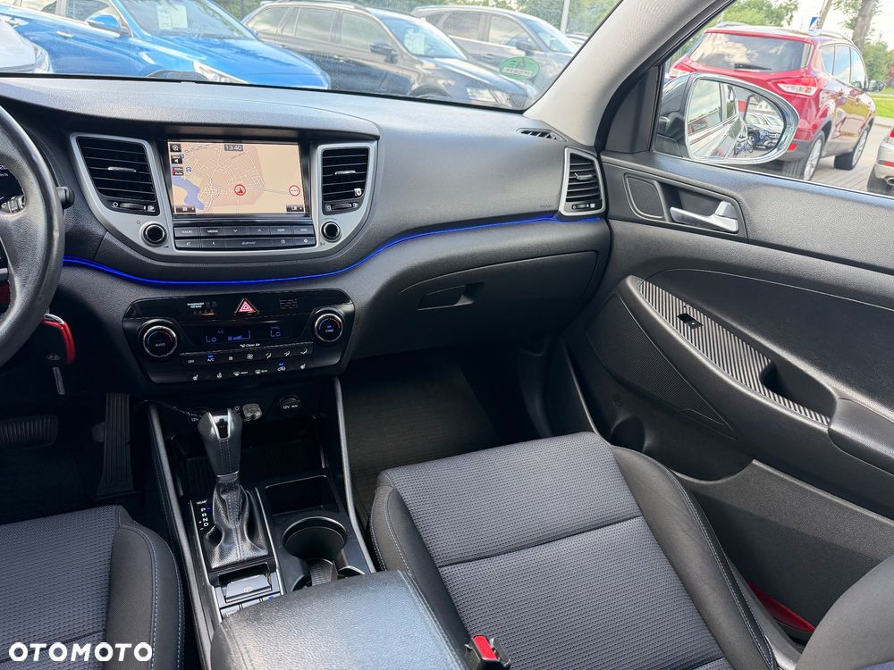Hyundai Tucson blue 1.7 CRDi 2WD DCT Style - 16