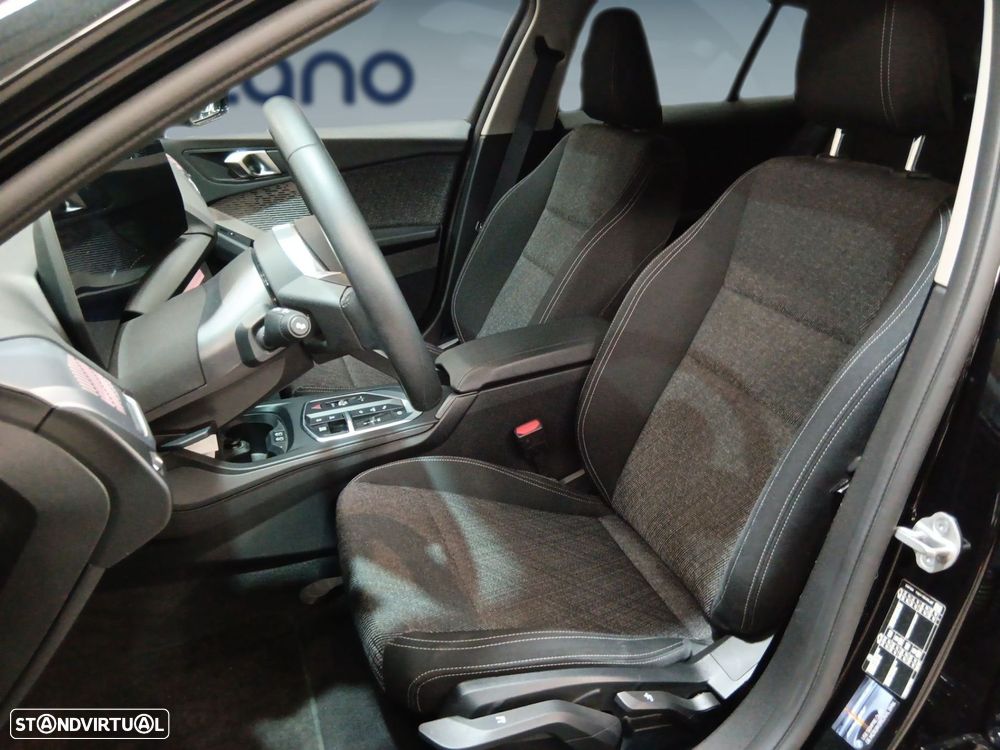 BMW 118 d Pack Desportivo M - 19