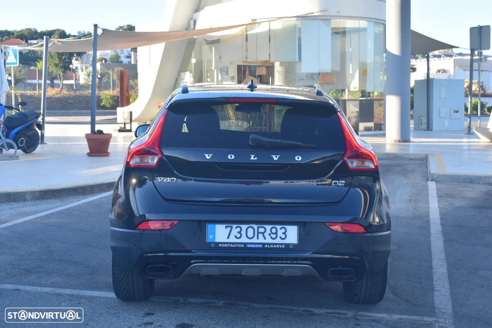 Volvo V40 1.6 D2 Summum - 4