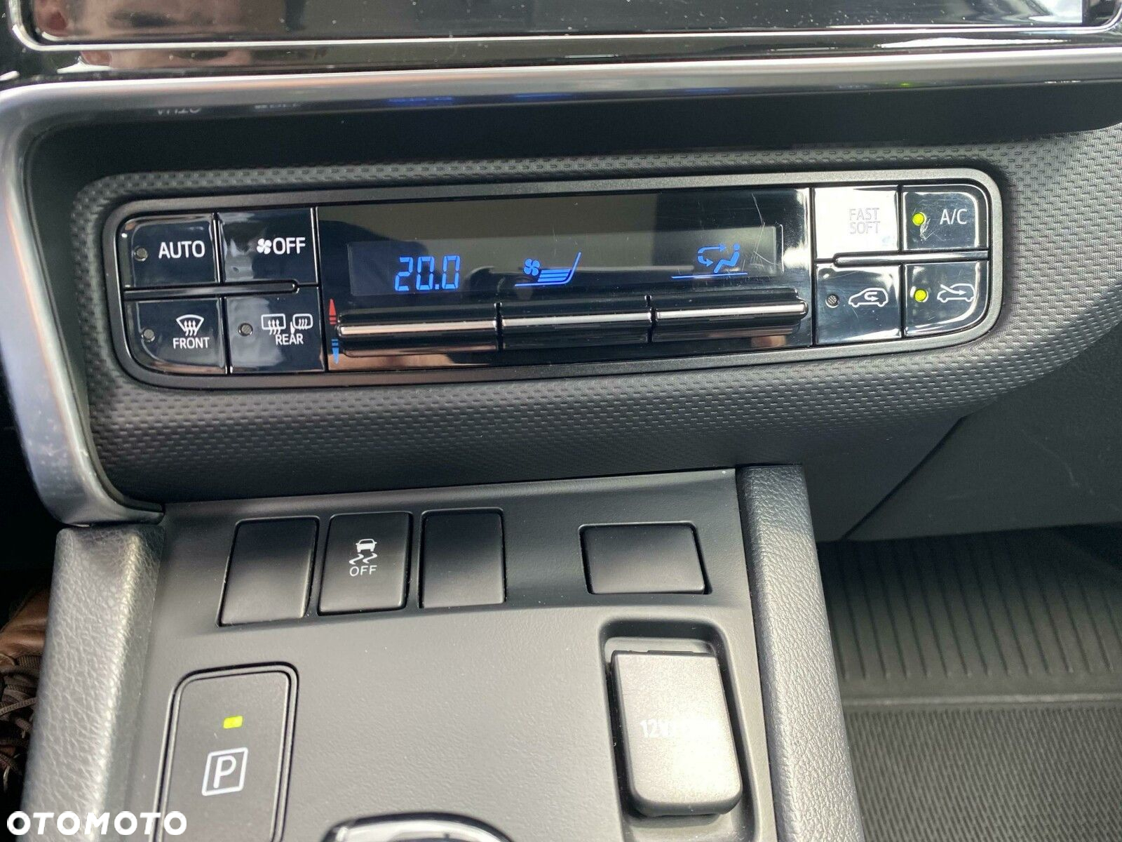 Toyota Auris - 25