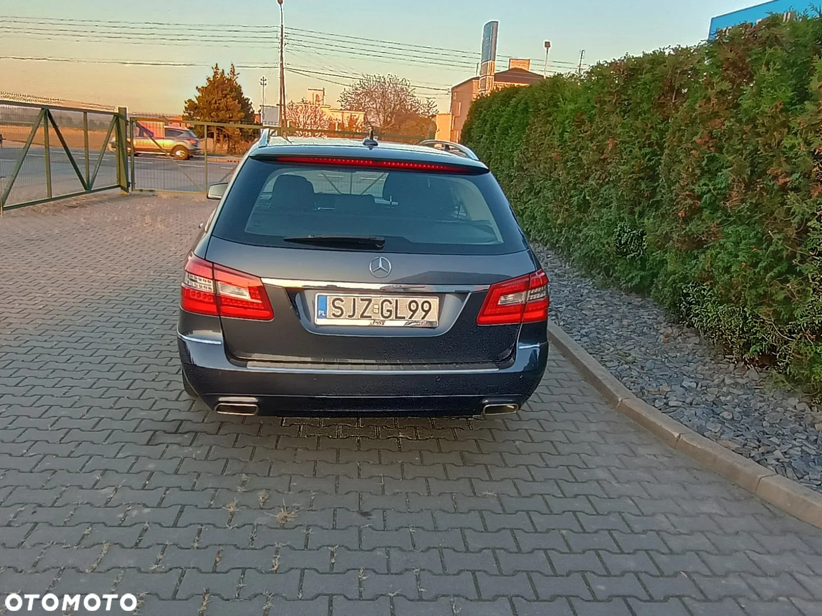 Mercedes-Benz Klasa E 220 CDI BlueEff Avantgarde - 7