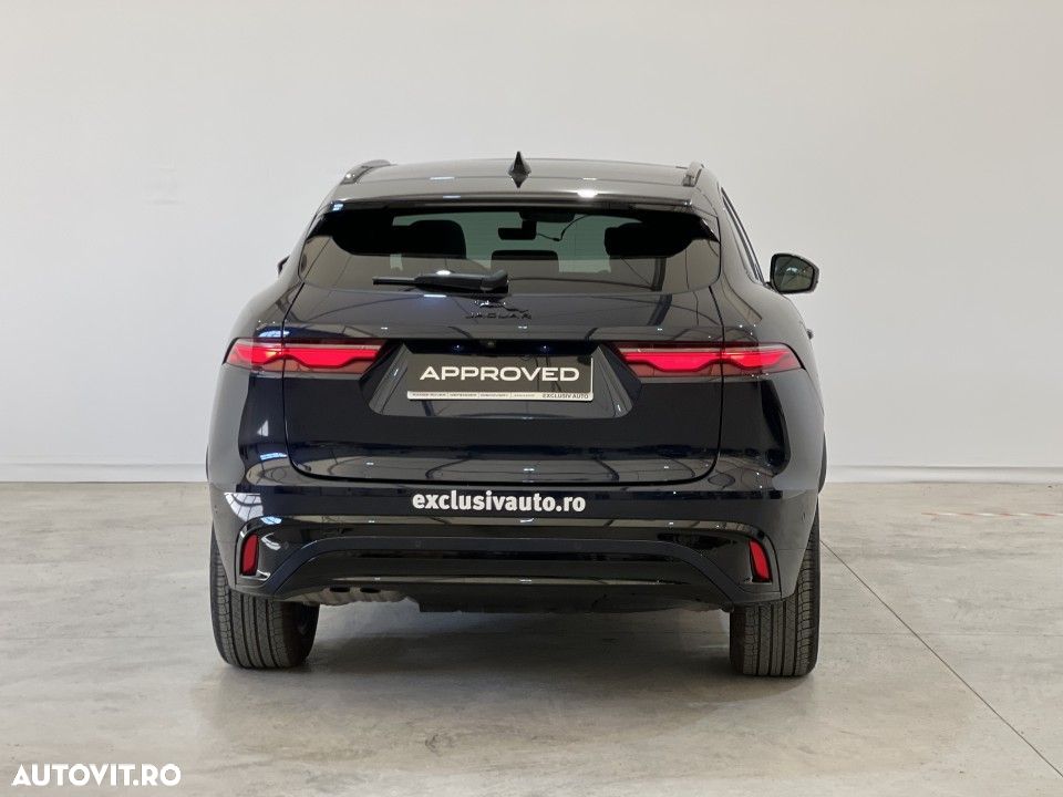 Jaguar F-Pace - 34