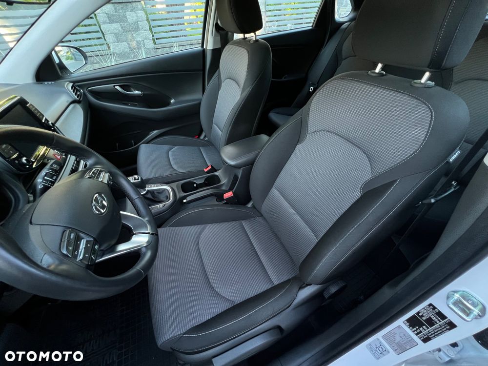 Hyundai i30 1.5 T-GDI 48V Classic + - 24