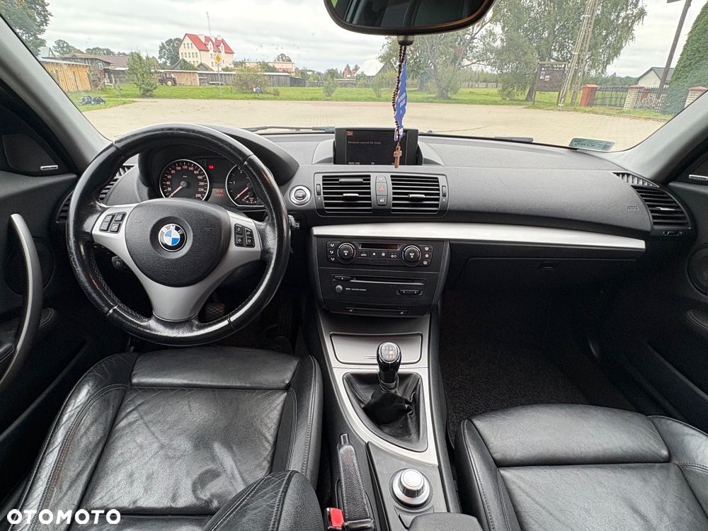 BMW Seria 1 120d - 10