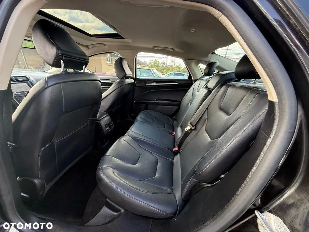Ford Fusion 2.0 EcoBoost Titanium - 9