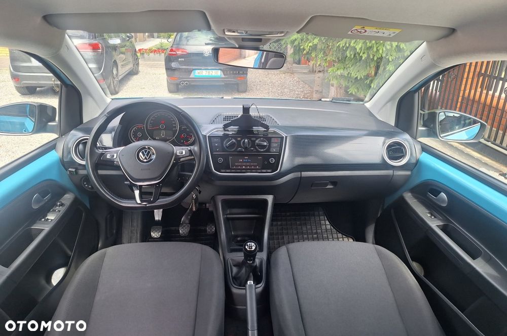 Volkswagen up! black style - 12