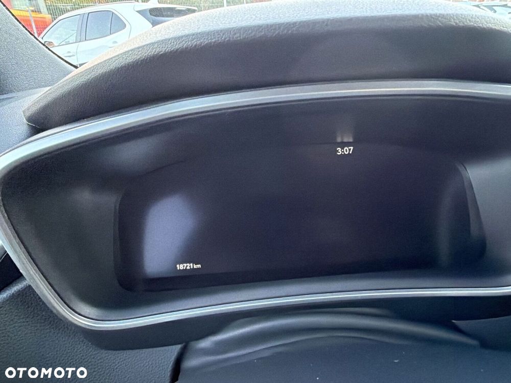 Toyota Corolla 1.8 Hybrid Style - 17