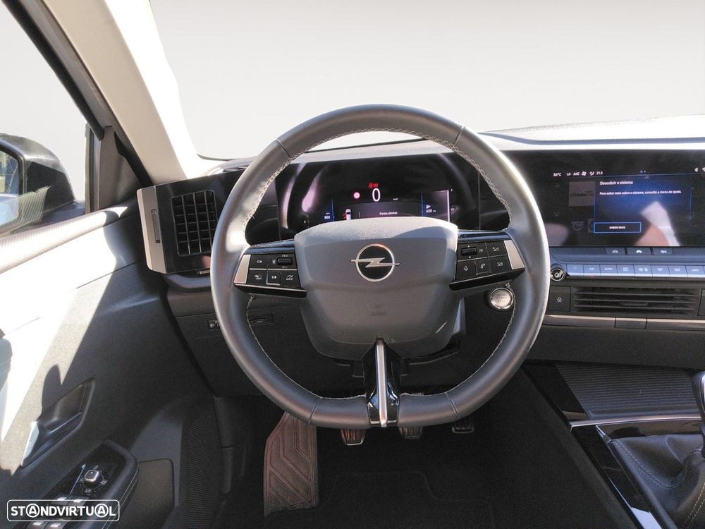 Opel Astra 1.2 T Elegance - 12
