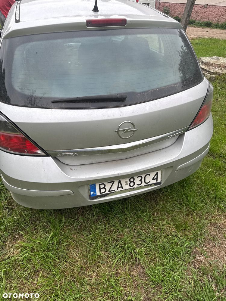 Opel Astra III 1.7 CDTI - 4