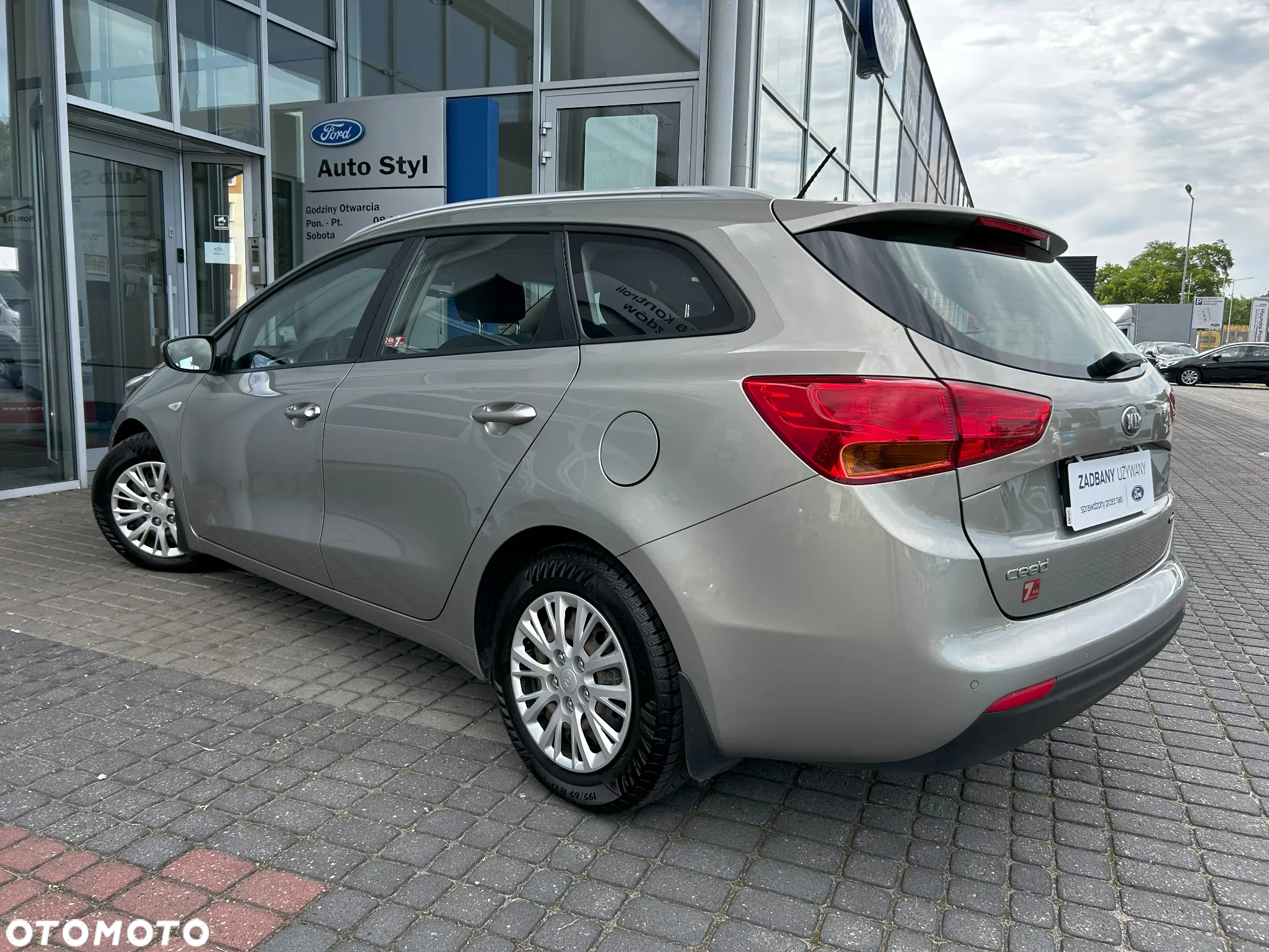 Kia Ceed Cee'd 1.6 CRDi M - 4