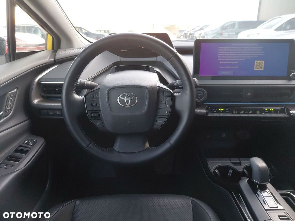 Toyota Prius - 12