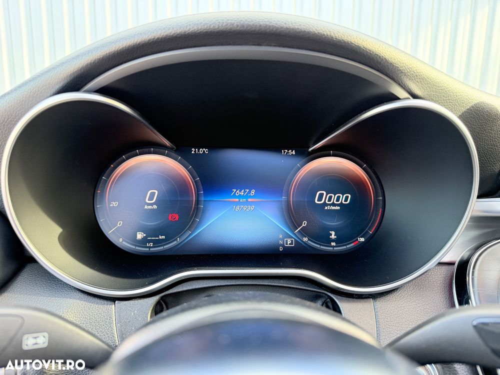 Mercedes-Benz C 220 d 4MATIC 9G-TRONIC AMG Line - 35