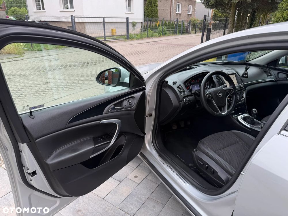 Opel Insignia 1.4 T Cosmo S&S - 13