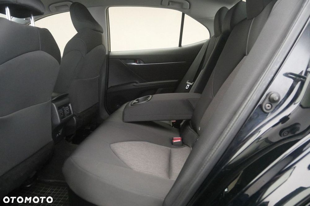 Toyota Camry 2.5 Hybrid Comfort CVT - 15