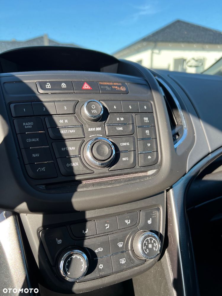 Opel Zafira - 10