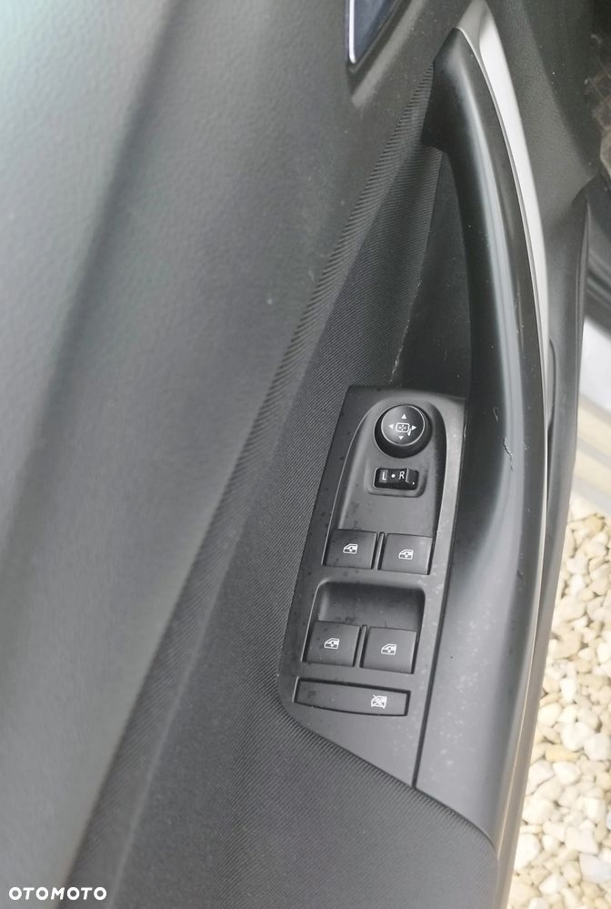 Opel Astra 1.6 D (CDTI) Start/Stop Dynamic - 23