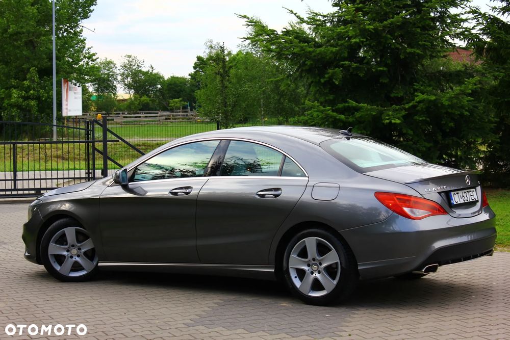 Mercedes-Benz CLA 250 4Matic 7G-DCT - 6