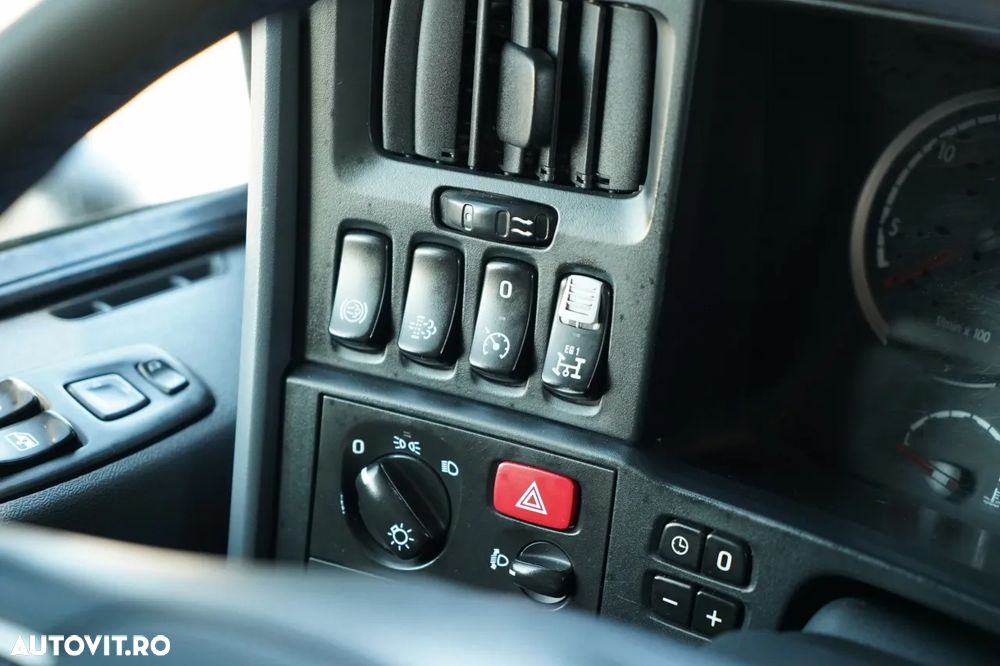 MAN G 490 / 8x4 / BASCULATOR SPATE / CLAPETĂ HIDRAULICĂ / CORTINĂ AUTOMATĂ / MANUALĂ / EURO 6 - 34