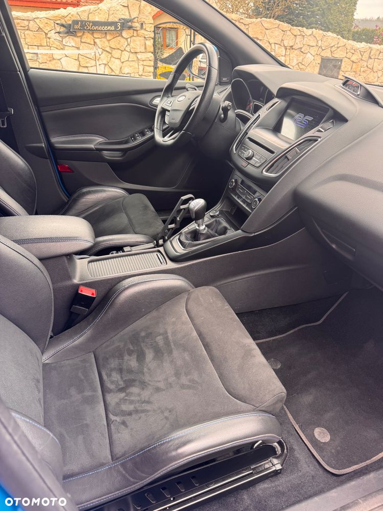 Ford Focus - 11