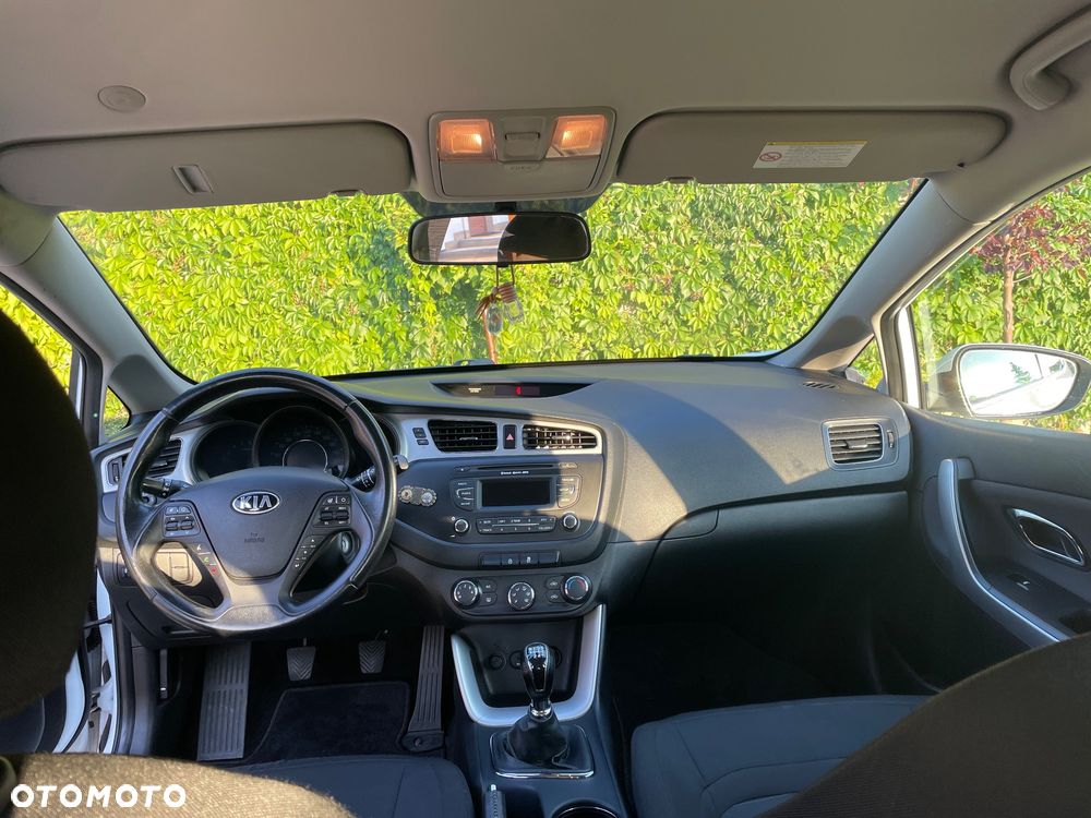 Kia Ceed Cee'd 1.4 CRDi L - 6