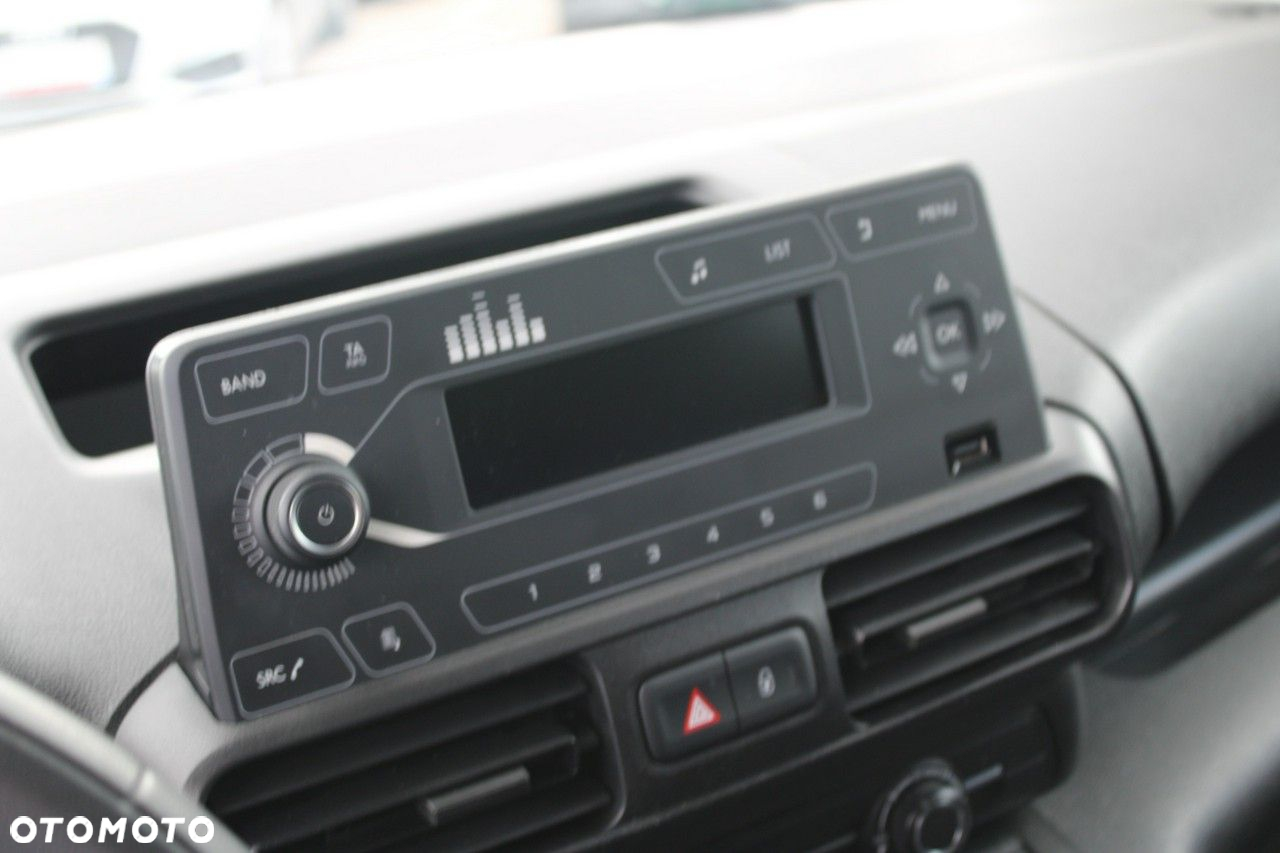 Toyota Proace City - 19
