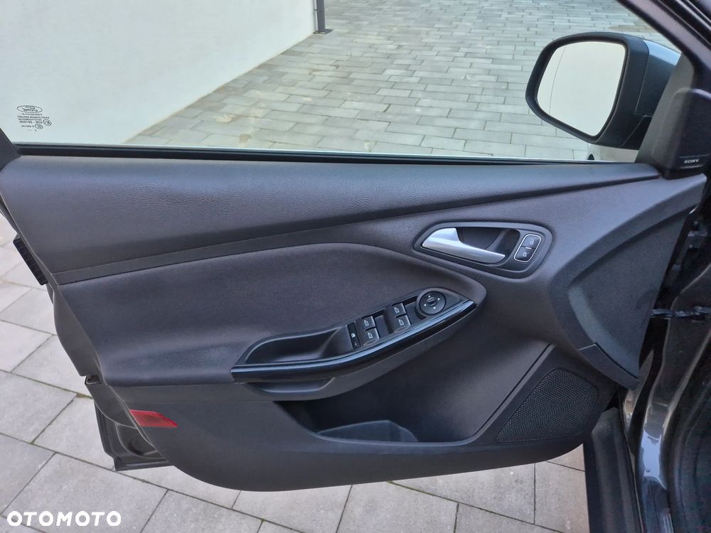 Ford Focus 2016 photo 5