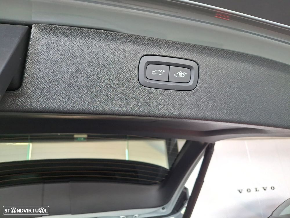Volvo XC 90 2.0 T8 PHEV Black Edition AWD - 11