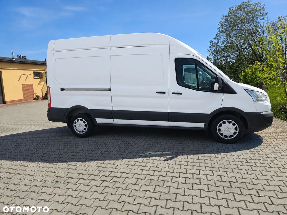 Ford Transit - 1