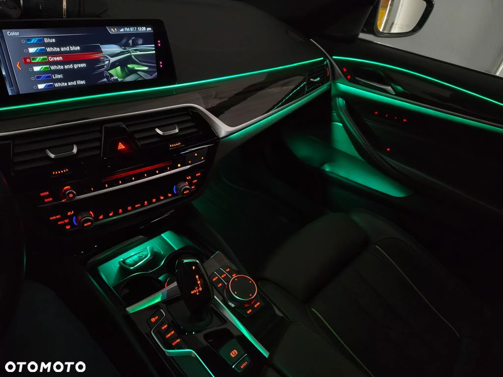 BMW Seria 5 530e iPerformance xDrive Luxury Line - 30