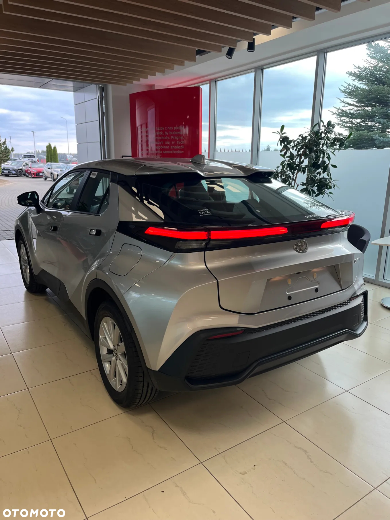 Toyota C-HR 1.8 Hybrid Comfort - 6