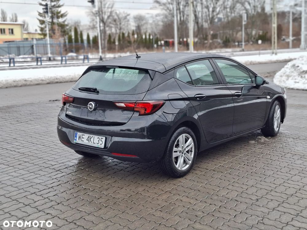 Opel Astra 1.2 T Edition S&S - 4