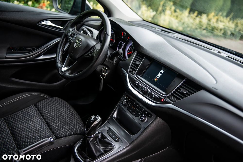 Opel Astra 1.4 Turbo Edition - 37