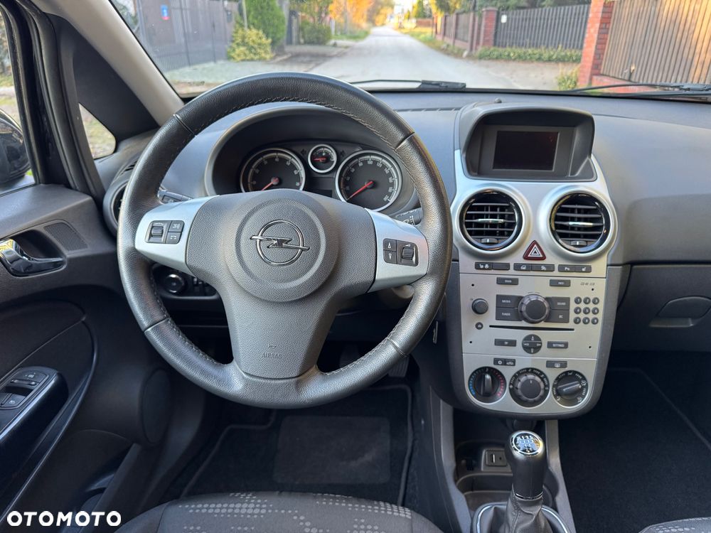Opel Corsa 1.4 16V Edition - 7