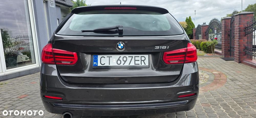 BMW Seria 3 318i GPF Sport Line - 6