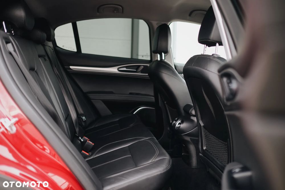Alfa Romeo Stelvio 2.0 Turbo TI Q4 - 20