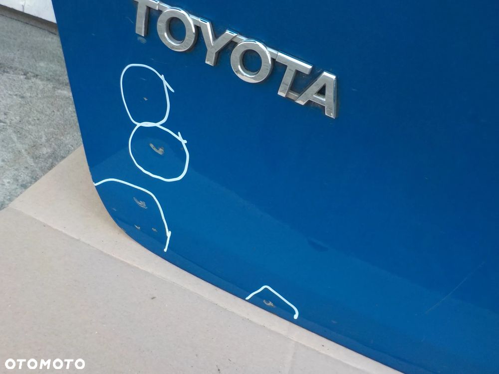TOYOTA VERSO KLAPA BAGAŻNIKA KAMERA 8T7 - 3