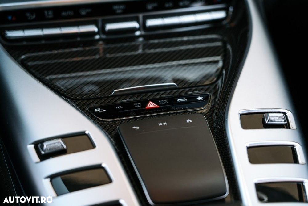 Mercedes-Benz AMG GT - 33