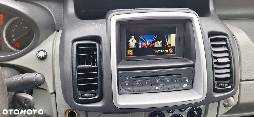 Renault Trafic - 11